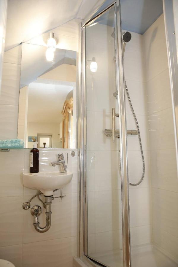 Holiday Home Yan With Bay View Vodice Exteriör bild