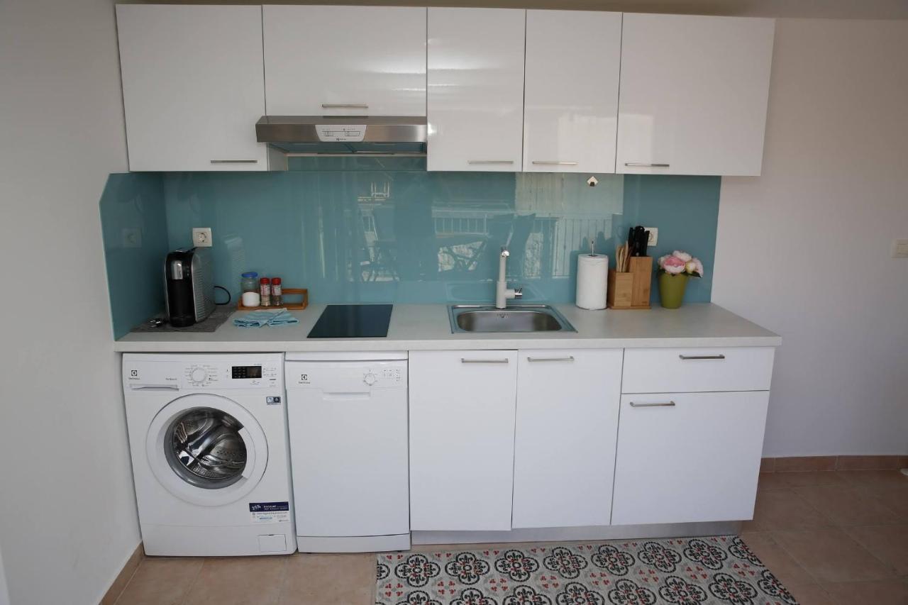 Holiday Home Yan With Bay View Vodice Exteriör bild