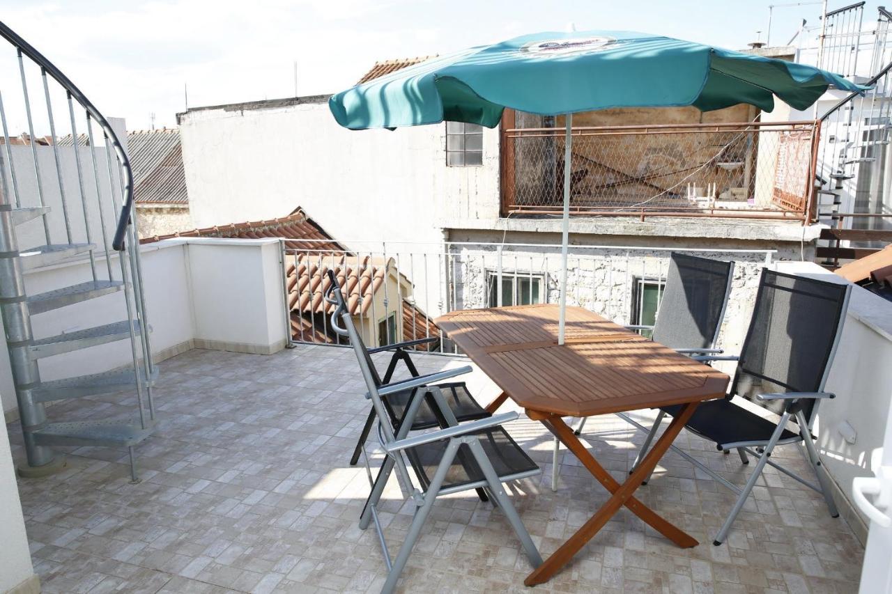 Holiday Home Yan With Bay View Vodice Exteriör bild