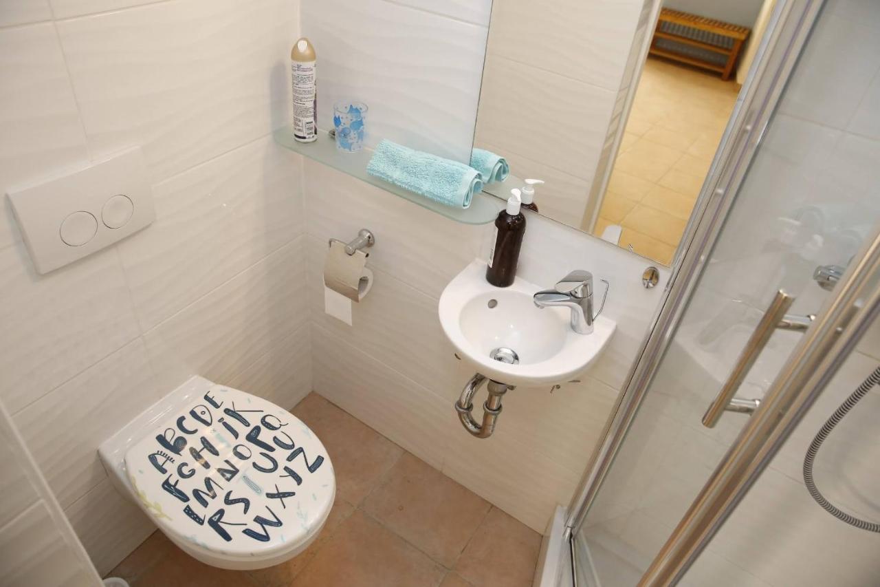 Holiday Home Yan With Bay View Vodice Exteriör bild