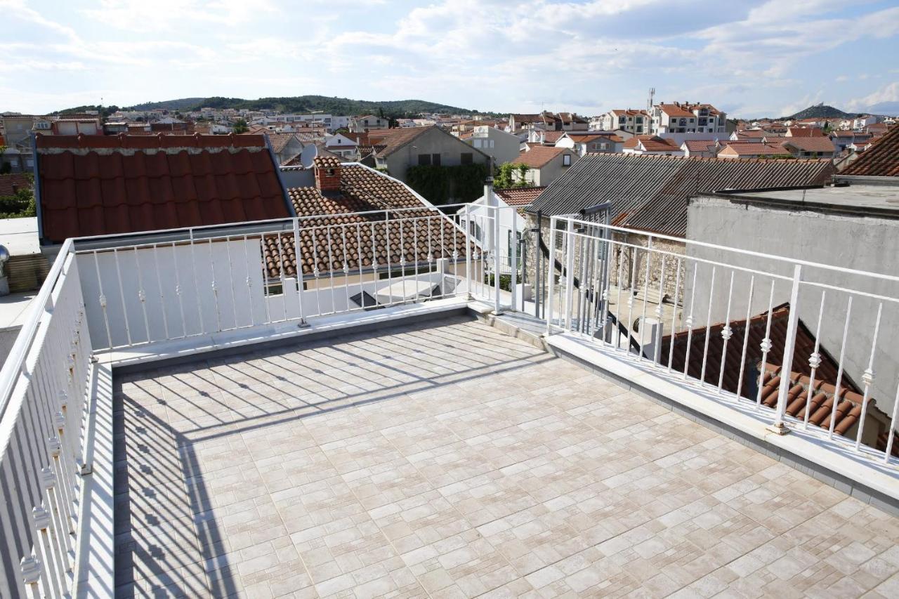 Holiday Home Yan With Bay View Vodice Exteriör bild